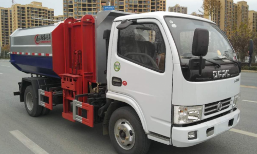多利卡掛桶垃圾車