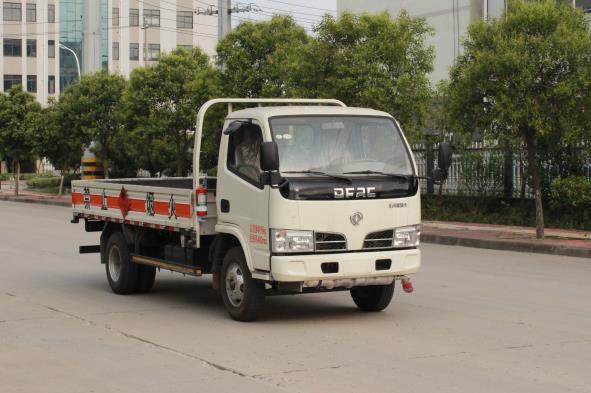 國五 柴油機3.5米氣瓶運輸車