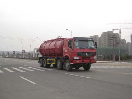 20方重汽前四后八污泥運(yùn)輸車(chē)
